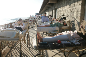 心痕如诗 蓝光高清MKV版/受伤的心 / 少年诗人的心疤(港) / 心痕如诗(台) / Scarred Hearts 2016 Inimi Cicatrizate 19.8G-bluray